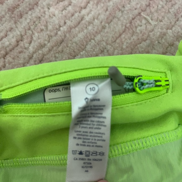 Kids Avivva shorts size 10 bright yellow - Picture 2 of 4